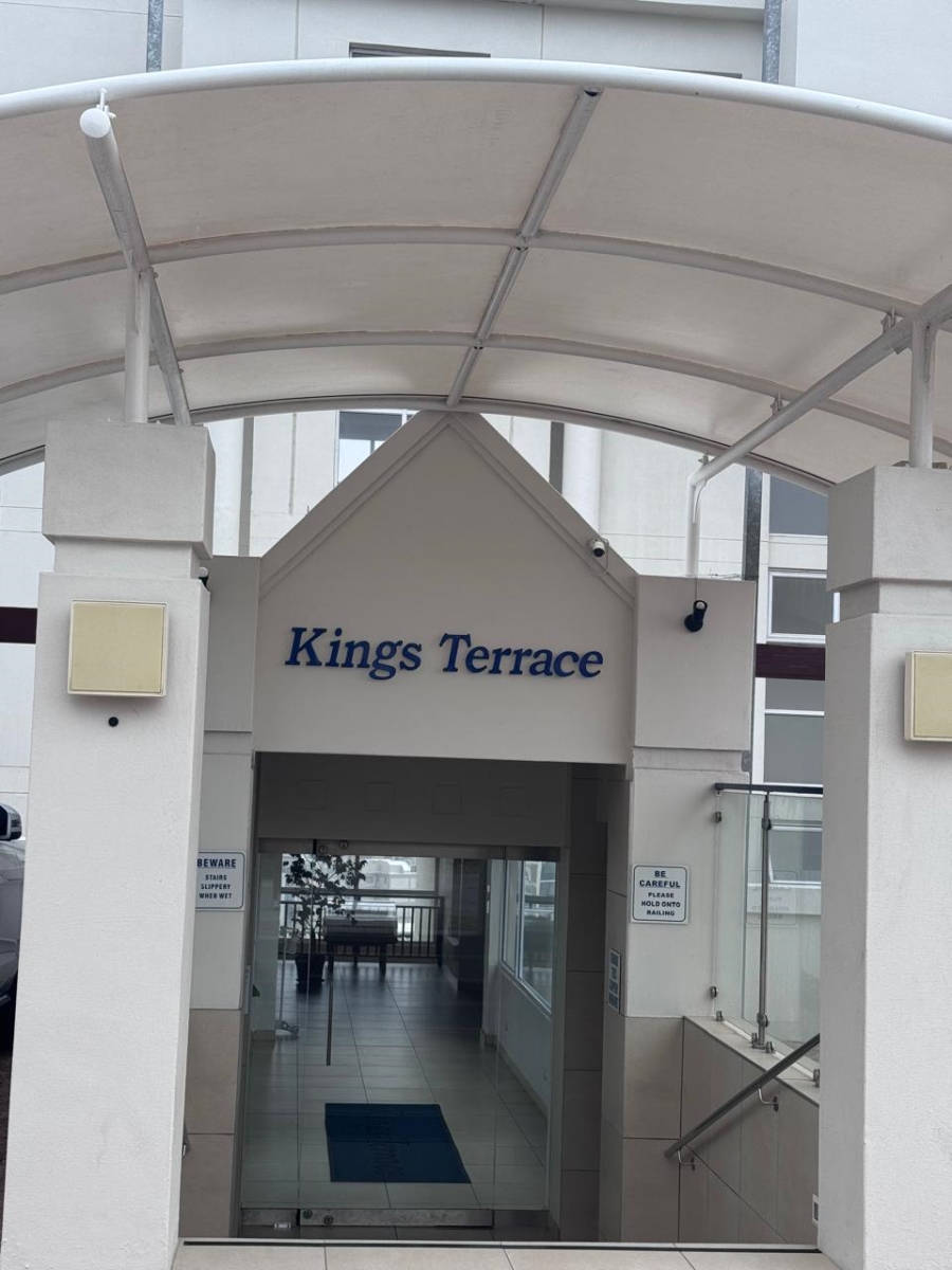 2 Bedroom Property for Sale in Summerstrand Eastern Cape